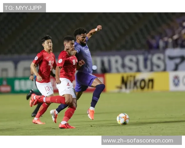 广州恒大迎战昆山足球全力争胜展现球队实力与决心 广州恒大迎战昆山足球全力争胜展现球队实力与决心